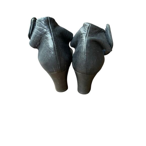 Chie Mihara Black Ruala Ankle Strap Wedge Heel Sandal - 36 / 6 - Picture 8 of 15